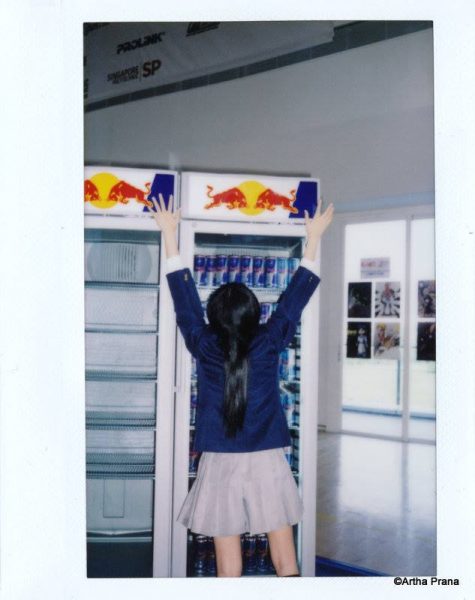 562946_10201780295404215_1933051000_n