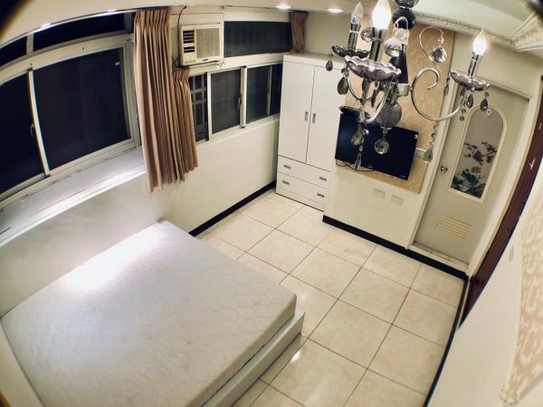 46445868_1923924107726565_7756640700975808512_o